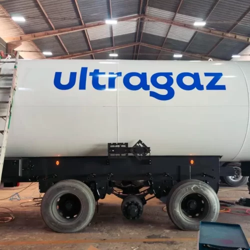 Envelopamento Tanque Ultragaz